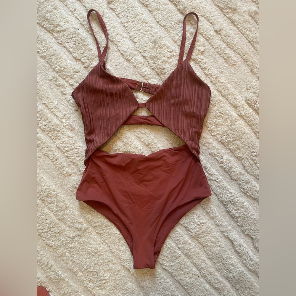 Tavik one piece swimsuit